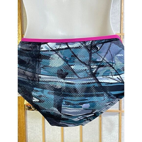 NWT DeerGear XL Swim Bottom - Picture 2 of 11